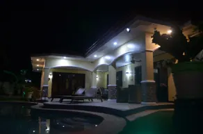 House and lot with private pool for rent - Image 3