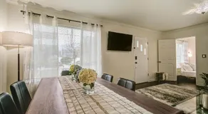 Nouveau: North Bend Downtown Cottage and Suite - 2 Hot Tubs, Steps to Downtown - Image 3