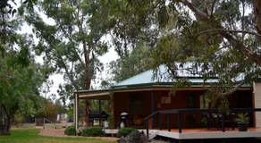 Friends at McLaren Vale - Image 5
