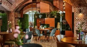 Hotel Sphinx - Image 2