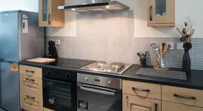 Holcombe House - Image 4