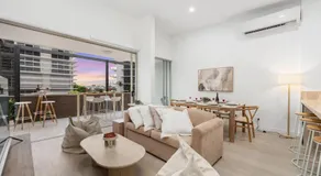 DUNE Designer 2 Bedroom Apartment with River Views & Pool - Image 3