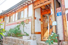 Sitong Hanok Guesthouse Jongno - Image 2