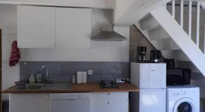 Maisonnette climatisée avec parking privé - Image 3
