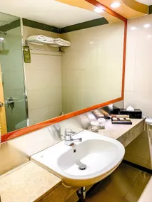 Tamarin Hotel Wahid Hasyim Jakarta - Image 2