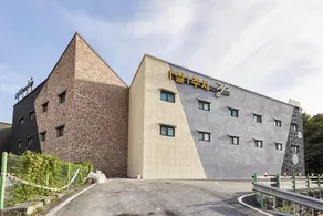 Yeoju Hotel Forest - Image 3