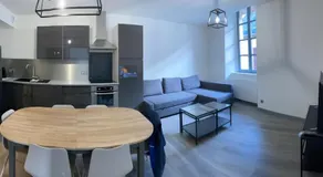 Résidence avec un T3 un T2 et un STUDIO en Centre Ville d Argeles-Gazost - Image 2
