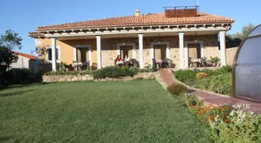 Apartamentos El Jardín del Poeta - Image 3