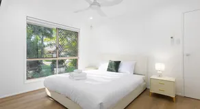 Entire Coastal Villa 4BR 2BA Swimming Pool Courtyard - Image 2