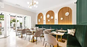 Bloom Hotel - Image 2