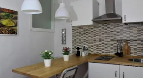 Crystal Ship Apartments - Image 2