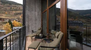 Penthouse 2 hijas 4-BR - Image 4