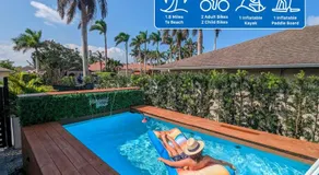 Beach Bungalow - Pool Bikes & Beach - Paddle Board Included - Image 5