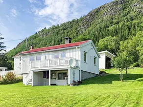 6 person feriebolig i AVERØY - Image 4