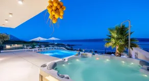 Luxury Boutique Villa Fay, heated Pool, Jacuzzi, Seaview near Split and Omis - Image 3