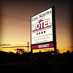 Casa Nostra Motel - Image 2