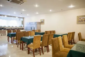 GreenTree Inn Jiangsu Wuxi Huishan Ancient Town Business Hotel - Image 4