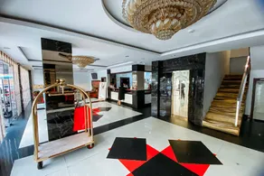 Lucky Star Hotel Near Harbour Bay Batam - Image 4