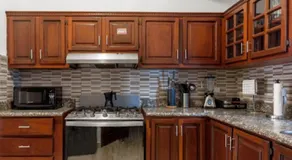 Escape 3BR Apartment in the Heart of Piantini Nightlife - Image 4