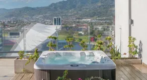 Urban Executive Stay - Image 3