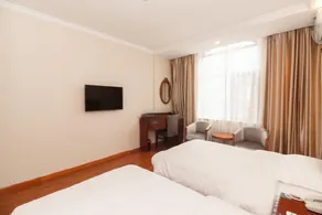 GreenTree Inn Wuxi Donggang Town Donghutang Shell Hotel - Image 5