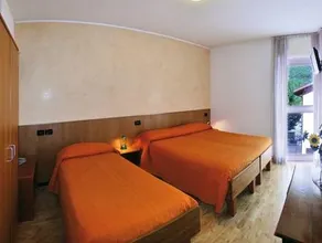 Hotel Vezzano - Image 2