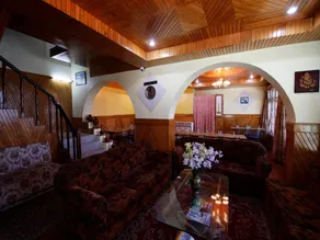 Hotel Oakwood Chail - Image 4