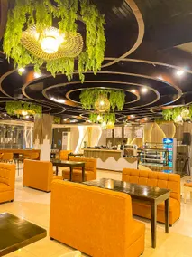 LM METRO HOTEL - Image 2