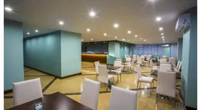 ROLES Hotel - Image 5