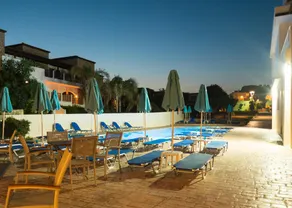 Amaryllis Beach House - Image 5