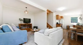 Winding Creek Cottage - Image 2