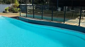 Bull and Bush Hotel - Image 2