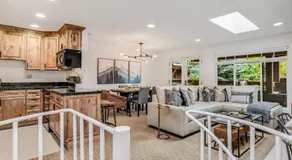 New Listing 3BR 3BA Condo - Steps to Gondola - Image 4