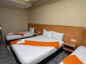 Hotel Golden Flora - Image 4