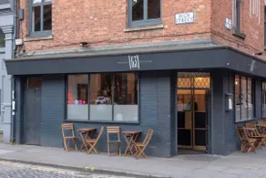 Stunning Modern 2BD Flat in Northern Quarter - Image 2