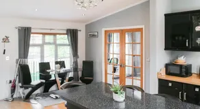 Stag Lodge - Image 5