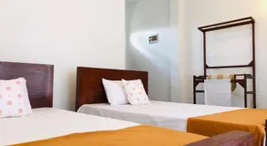 Diamond Mount Villa - Image 2