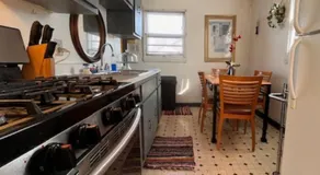 Entire 2BR Home - 15 Min to Downtown & Parks - Image 2