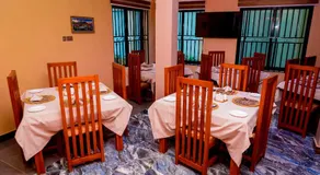 Fortis Hill Hotel - Image 3