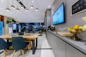 Home Inn Selected Shenzhen Huaqiangbei Yannnan Metro Entrance - Image 2