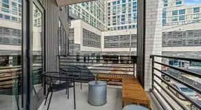 King Beds - Balcony - Gym - Close to The Met - Image 5