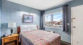 Broadway Inn - Image 2