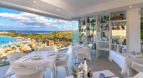 Luxury Apartment with Free Alcazaba Lagoon Access - Image 3