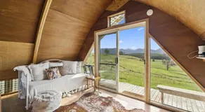 Bakers Hut - Off Grid Farm Stay - Image 2