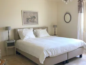 Grandeur Villa in Eygalières with Pool & 2 Terraces - Image 2