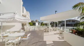 Bay Royal Apartments - Image 5