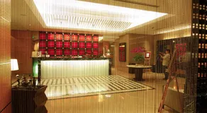 Grand Forward Hotel - Image 2
