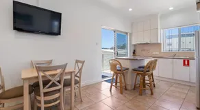 Debra Court 11 - Image 3