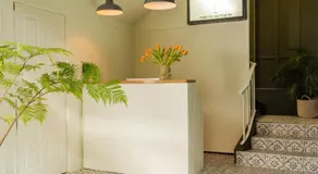 Foools Inn - Trendy Rooms available in the Heart of Sea Point! - Image 5