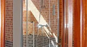 Aqua Rooms Sarria - Image 3